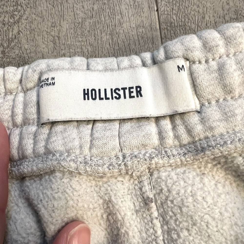 Hollister Light Gray Joggers - Picture 3 of 10